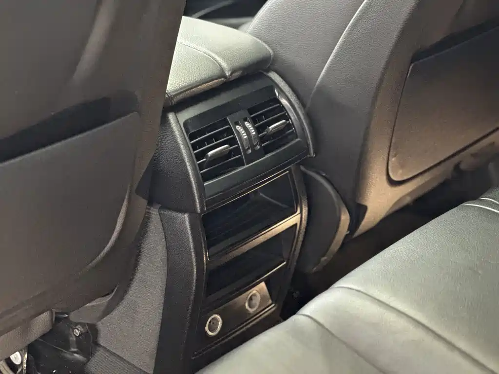 BMW X6 xDrive35i Luxury Type, фото 13