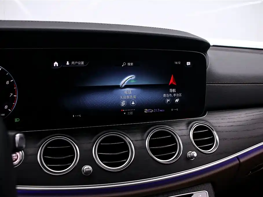 MERCEDES-BENZ E CLASS