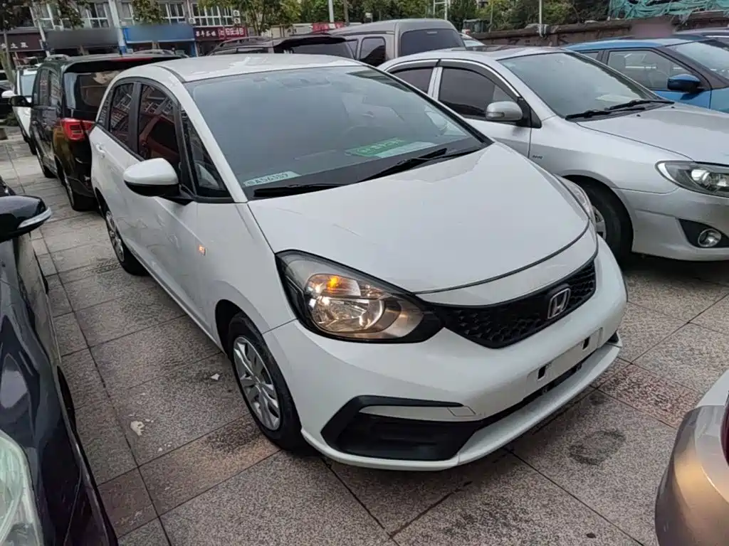 Honda Fit — миниатюра 4