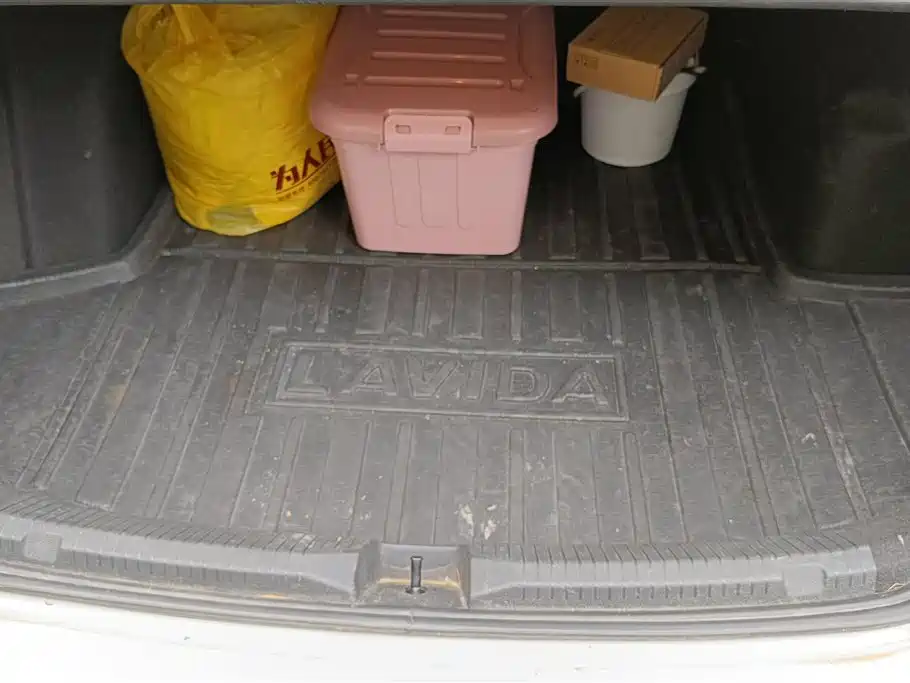 Volkswagen Lavida 2018 1.5L AT Comfort V