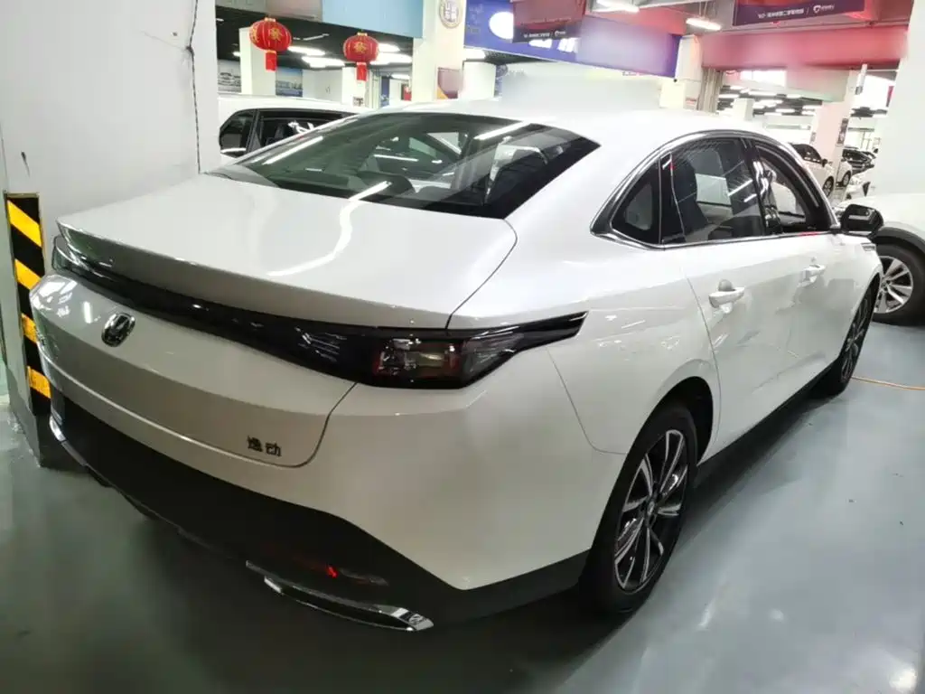 Changan Eado 2025 1.5T 500Bar Luxury