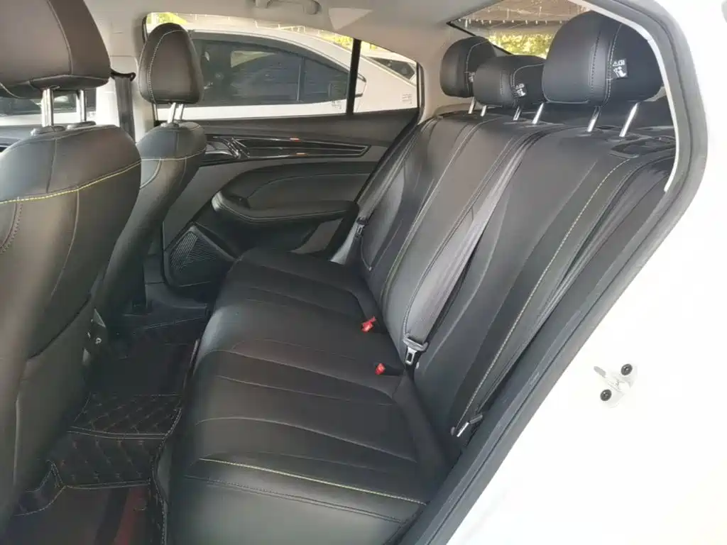 Roewe i5 — миниатюра 17
