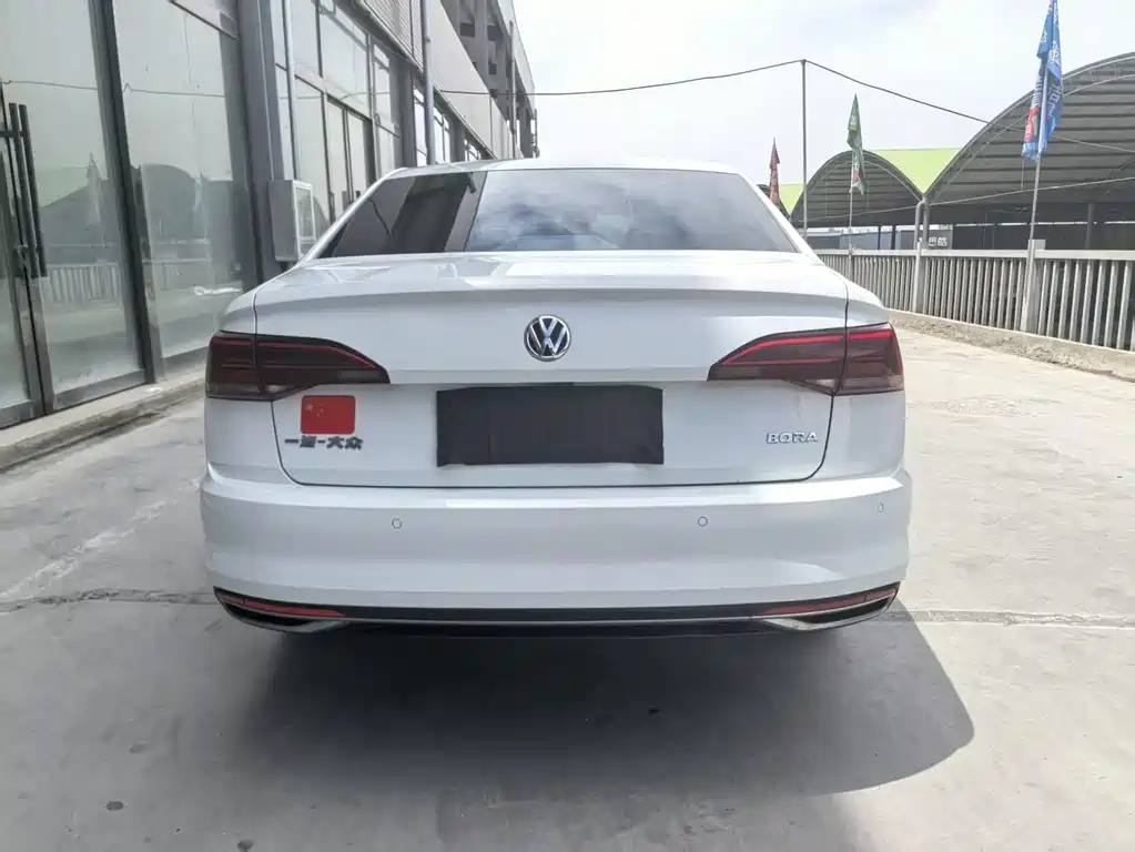 Volkswagen Bora 2019 1.5L AT Elite V