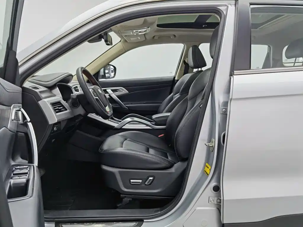 Geely Boyue — миниатюра 10