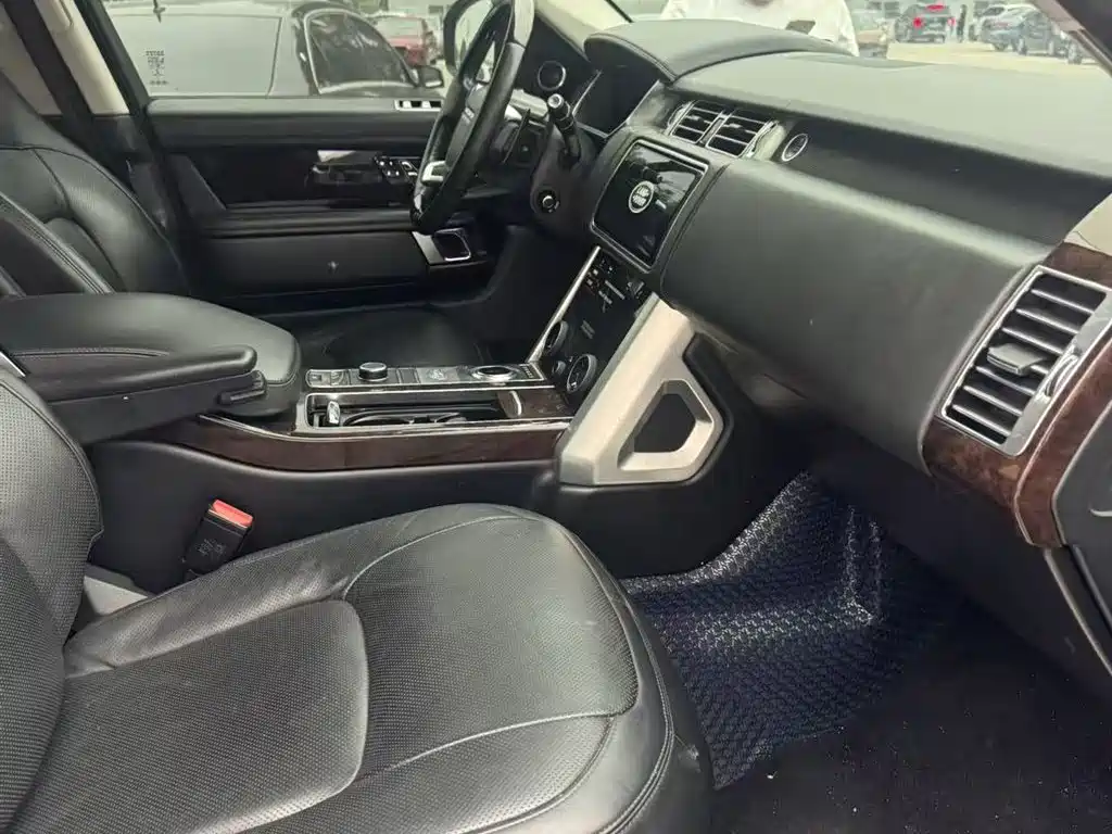 Land Rover Range Rover 2020 3.0 L6 Long Wheelbase