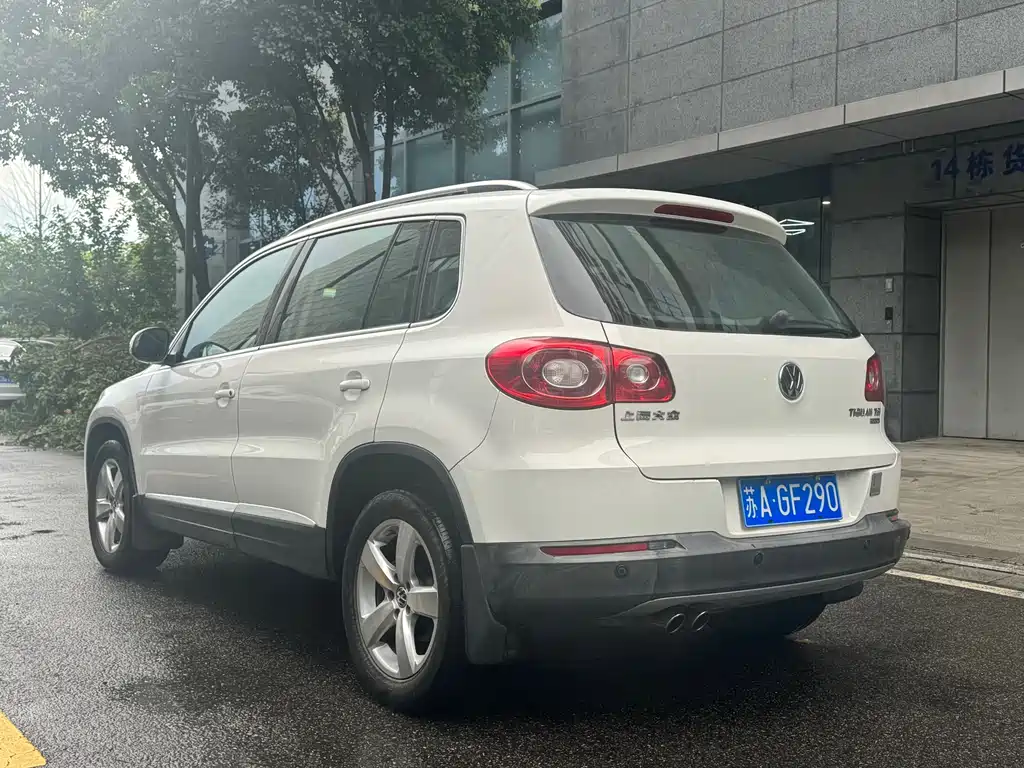 Volkswagen Tiguan 2012 1.8TSI AT