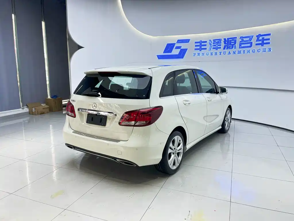 Mercedes-Benz B-Class — миниатюра 4