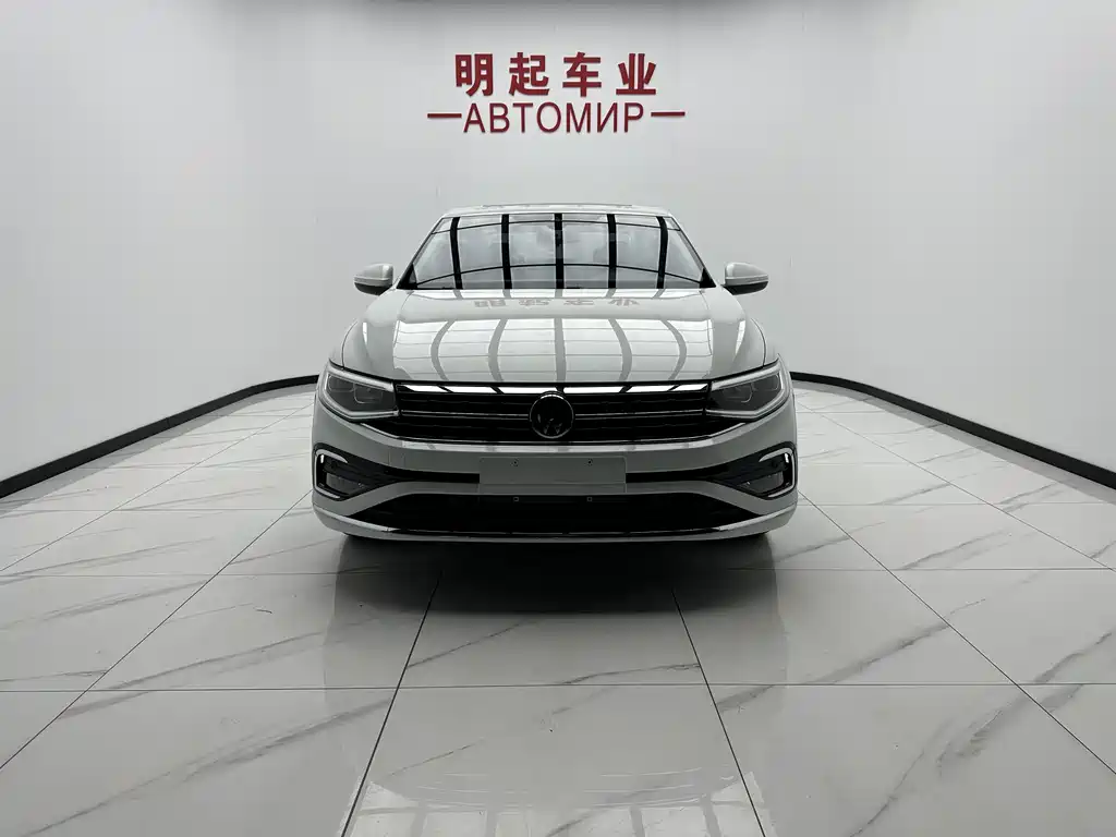Volkswagen Bora 2023 280TSI DSG