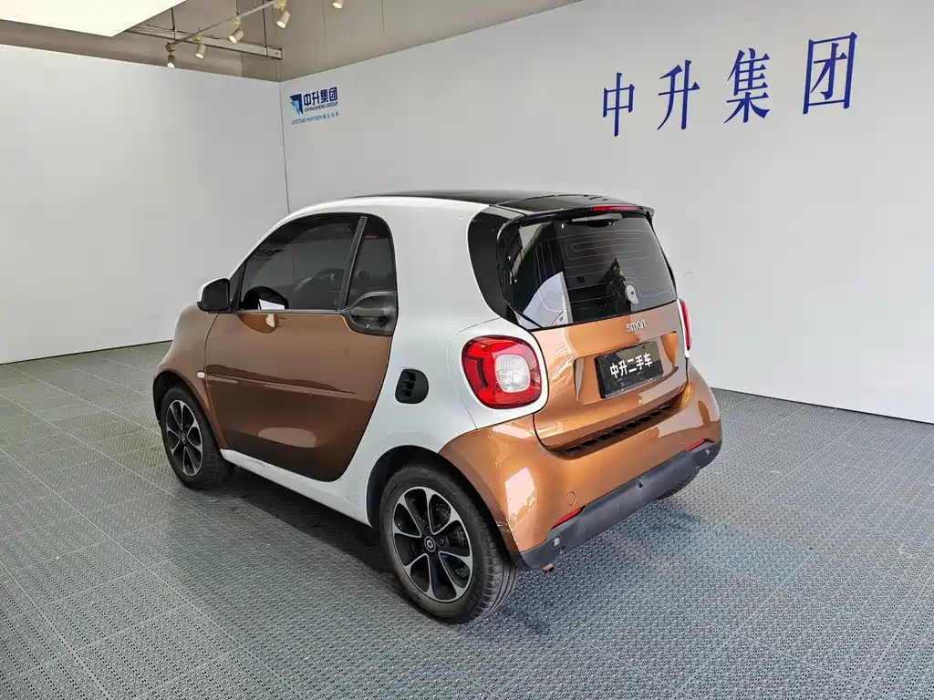 Smart fortwo 2015 1.0L 52
