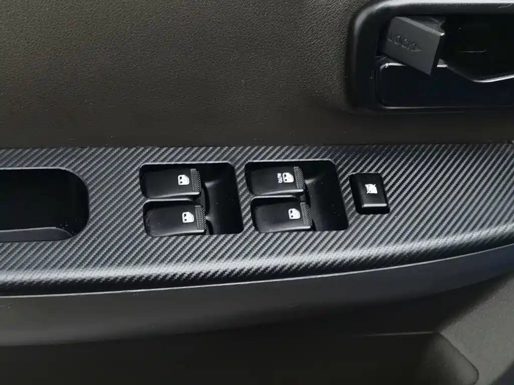 Wuling Hongguang — миниатюра 9