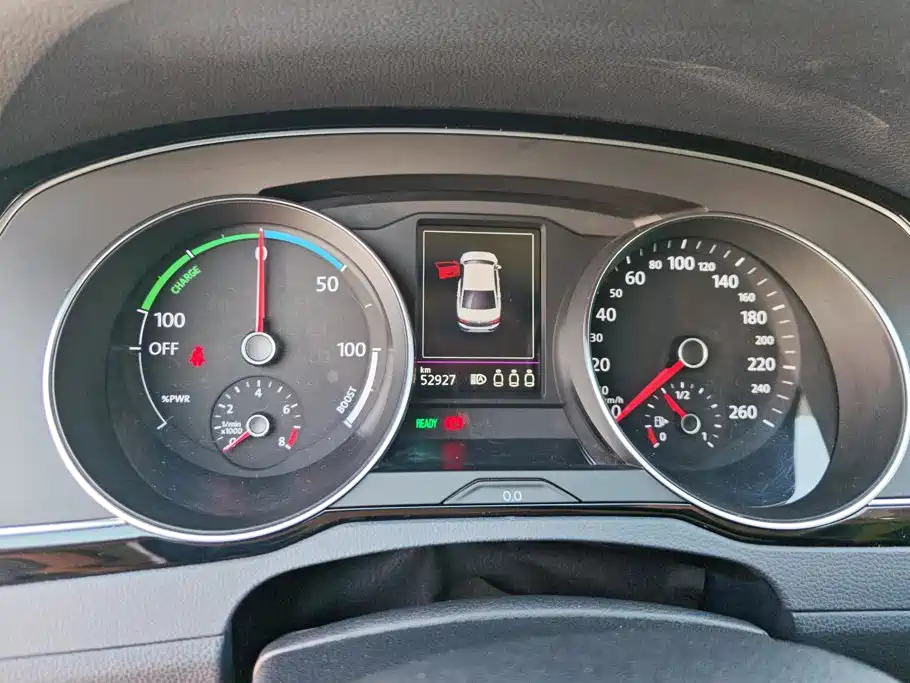 Volkswagen Magotan PHEV — миниатюра 14