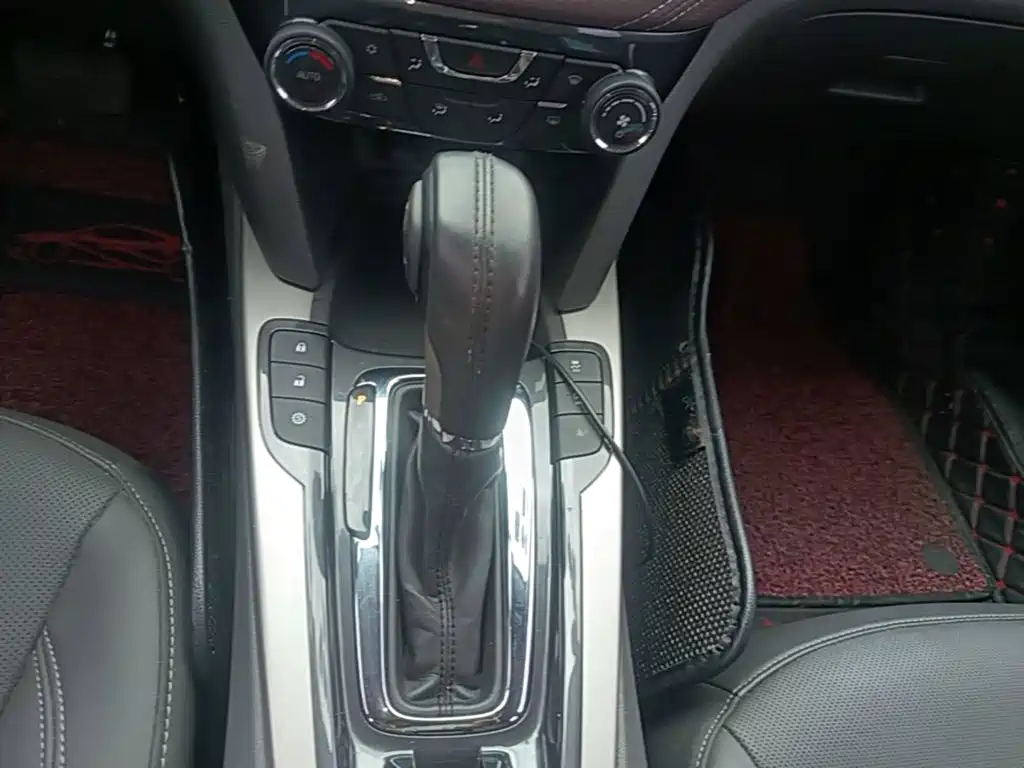 Chevrolet Malibu — миниатюра 14