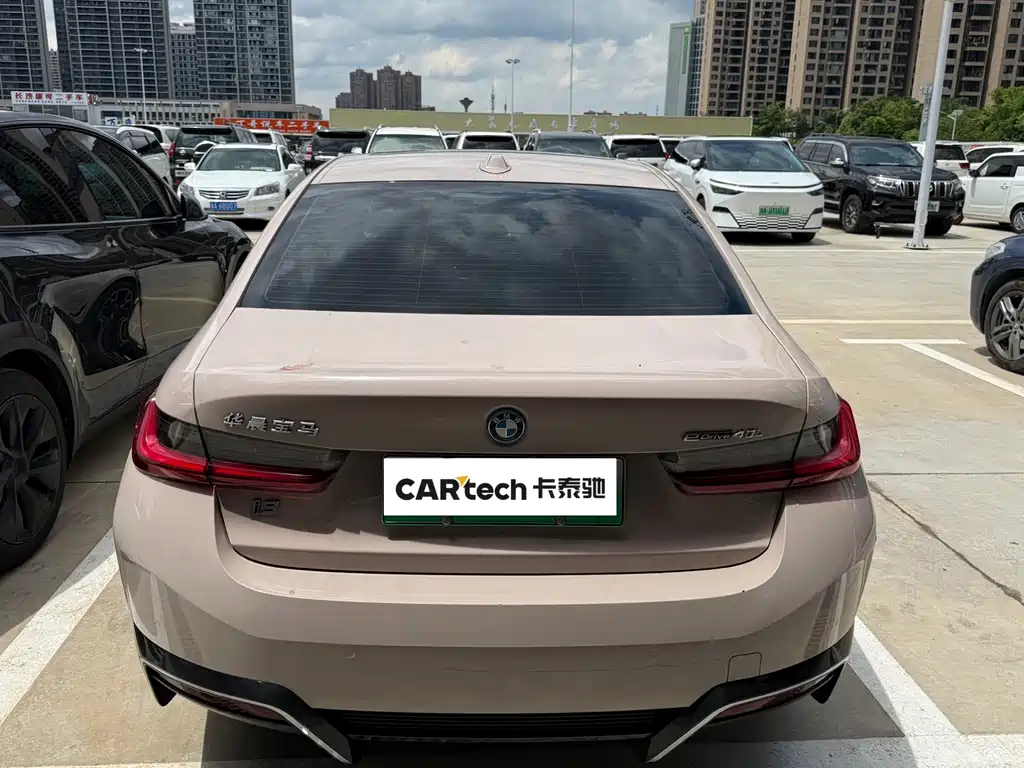 BMW i3 2024 eDrive 40 L