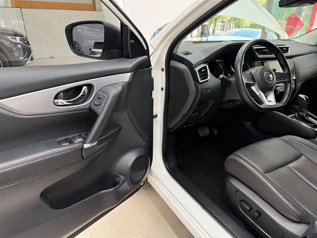 Nissan Qashqai 2022 2.0L CVT XV Prem Luxury