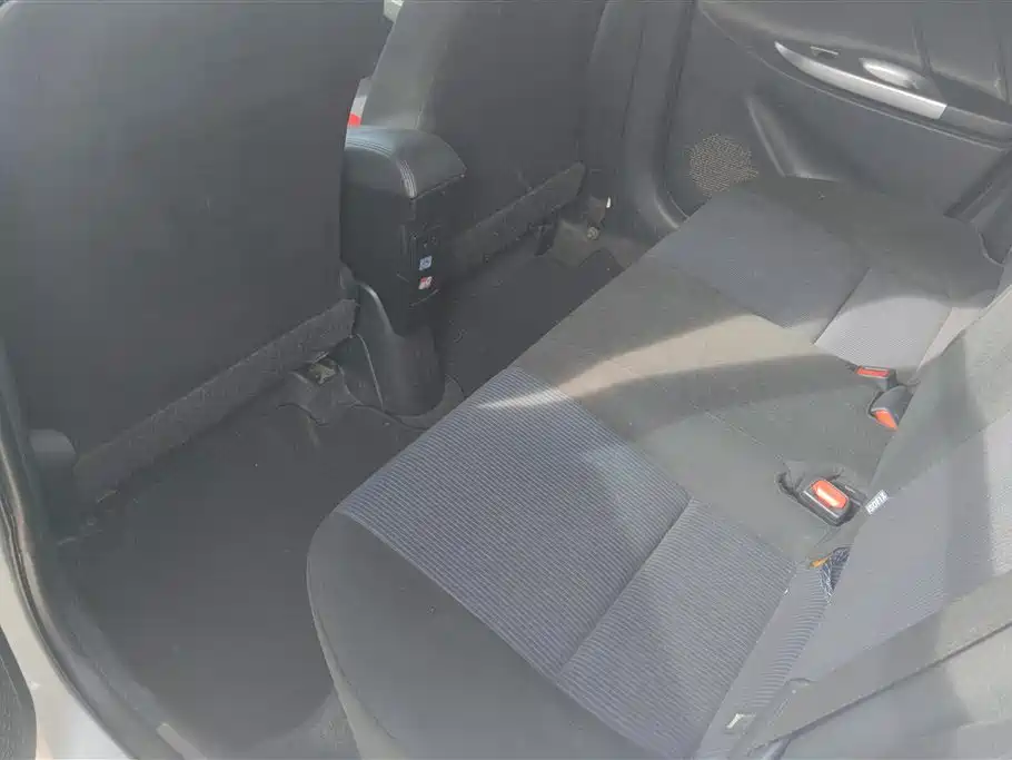 TOYOTA YARIS L ZHIXUAN