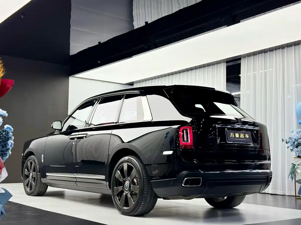 ROLLS-ROYCE CULLINAN