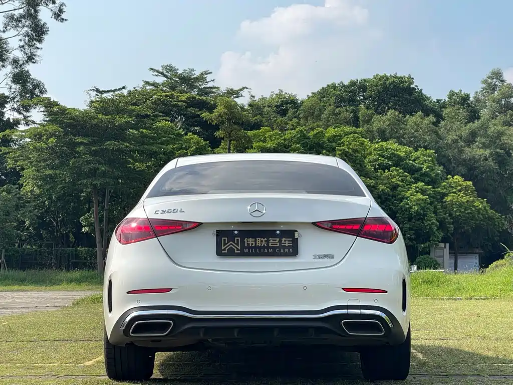 Mercedes-Benz C-Class — миниатюра 5