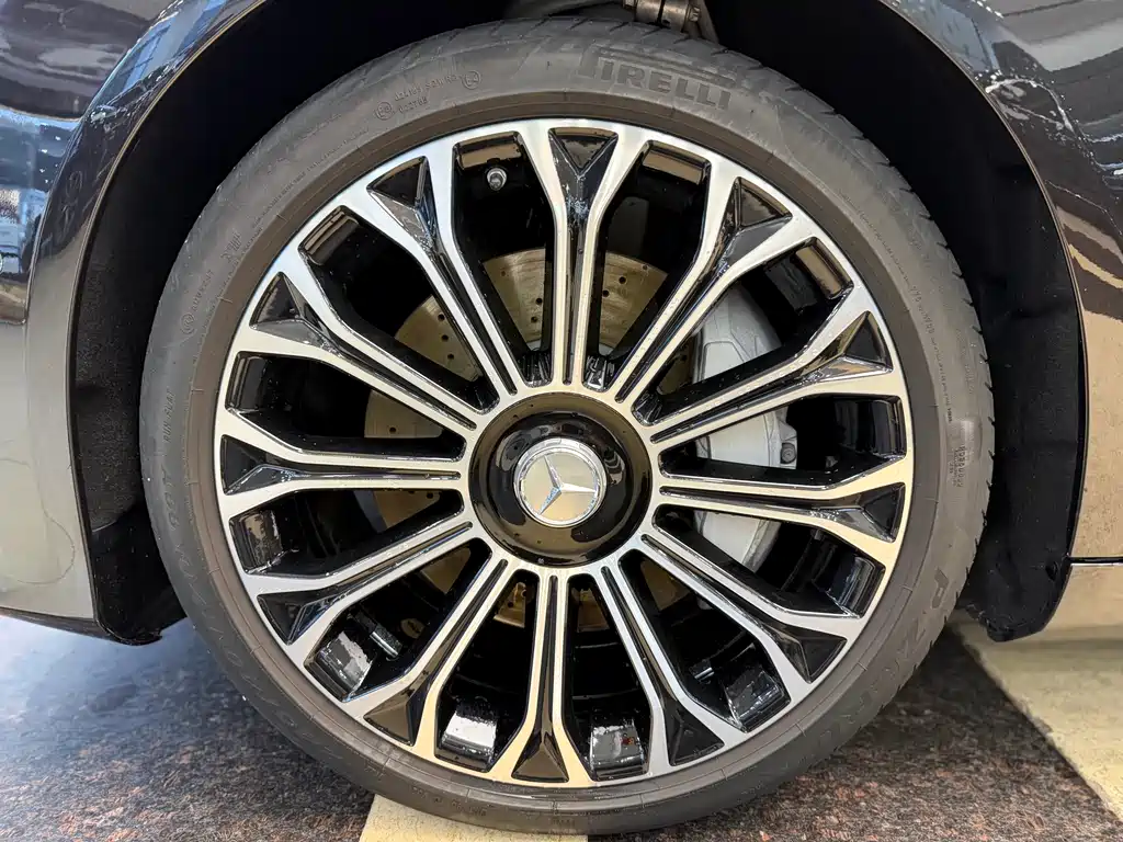 Mercedes-Benz S-Class — миниатюра 15