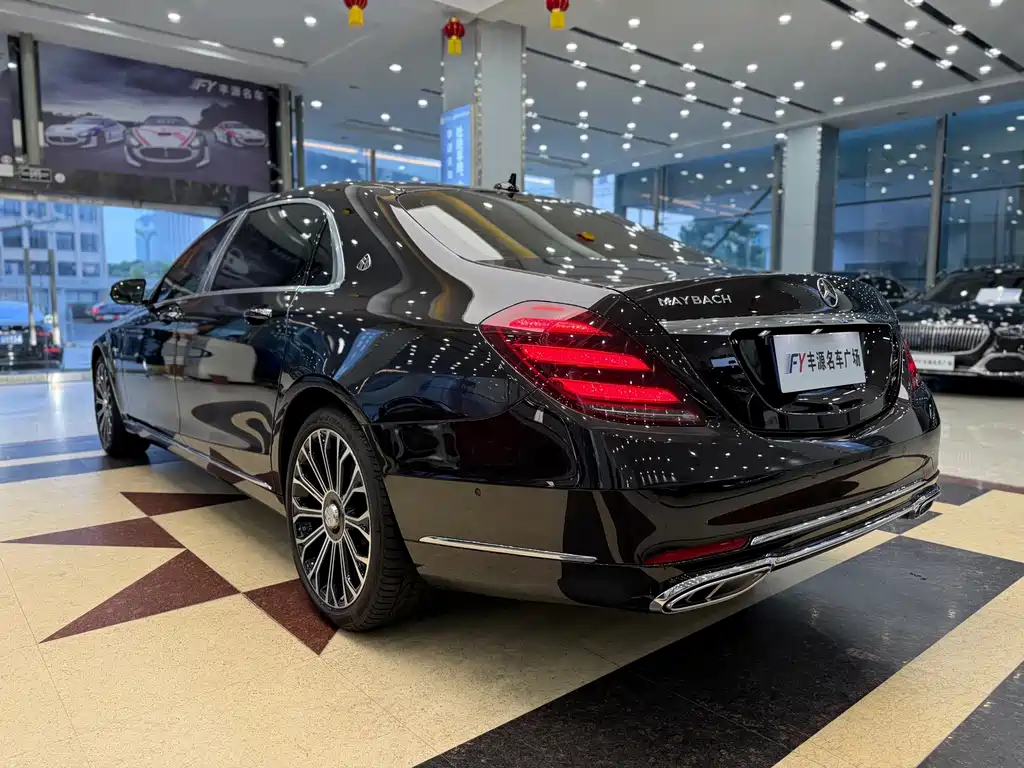 Mercedes-Benz S-Class — миниатюра 31