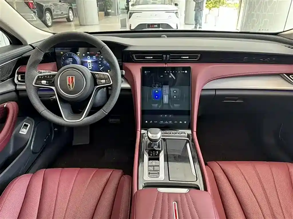 Hongqi H5 2023 2.0T AT