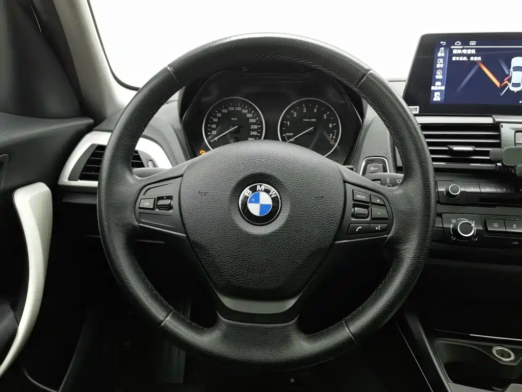 BMW 1 Series (Import) — миниатюра 11