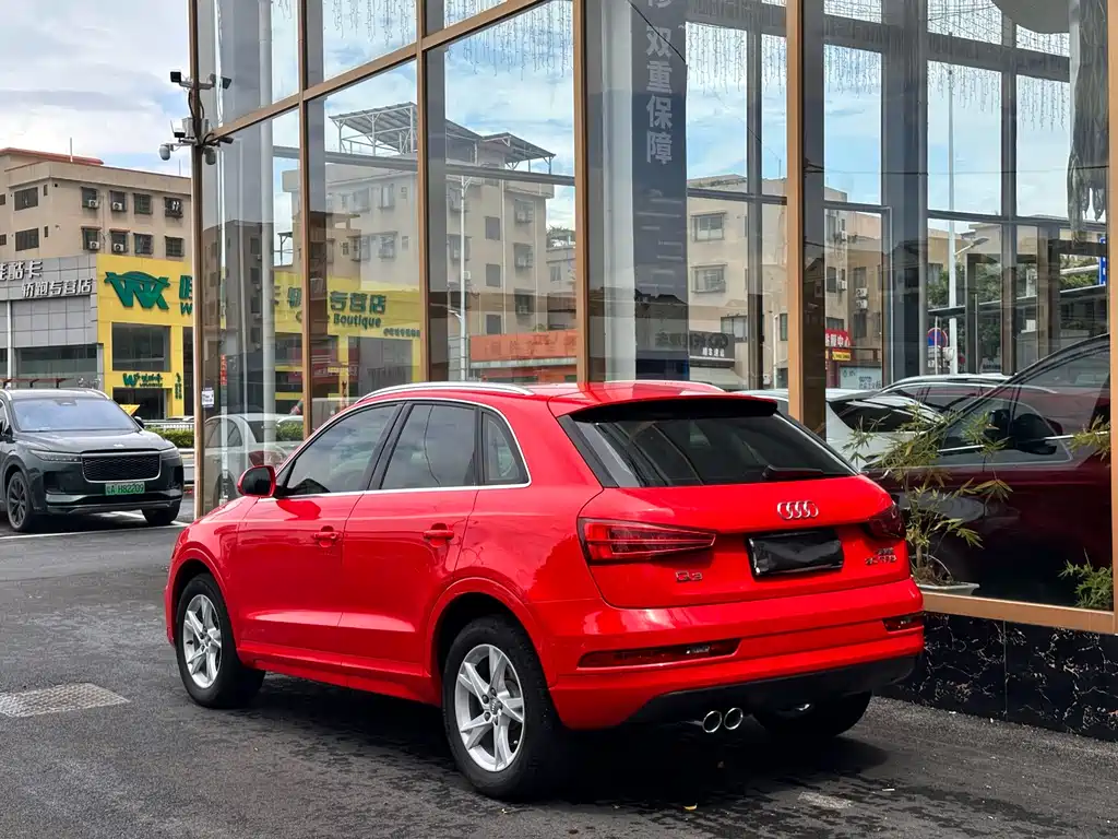 Audi Q3 2016 30 TFSI Fashion