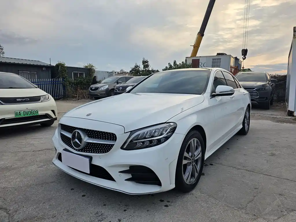 MERCEDES-BENZ C CLASS