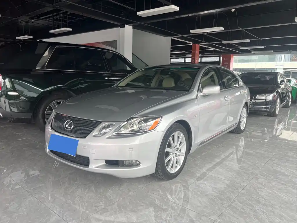 Купить Lexus GS