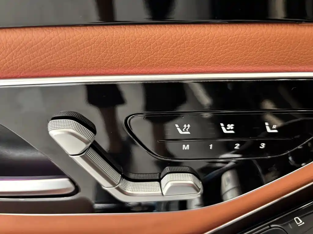 MERCEDES-BENZ S CLASS