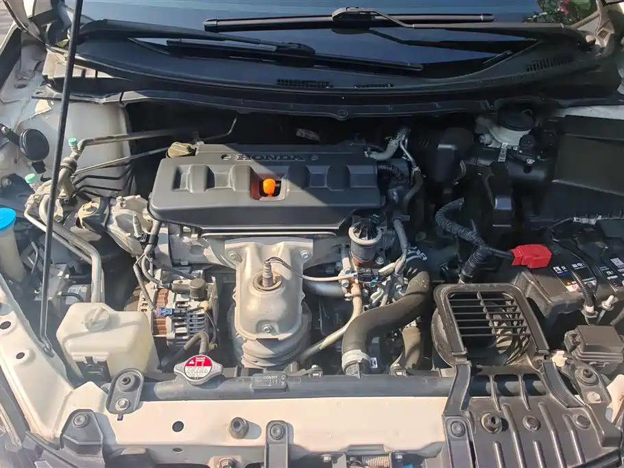 Honda Jade 2016 1.8L AT Comfort Elite 5 мест