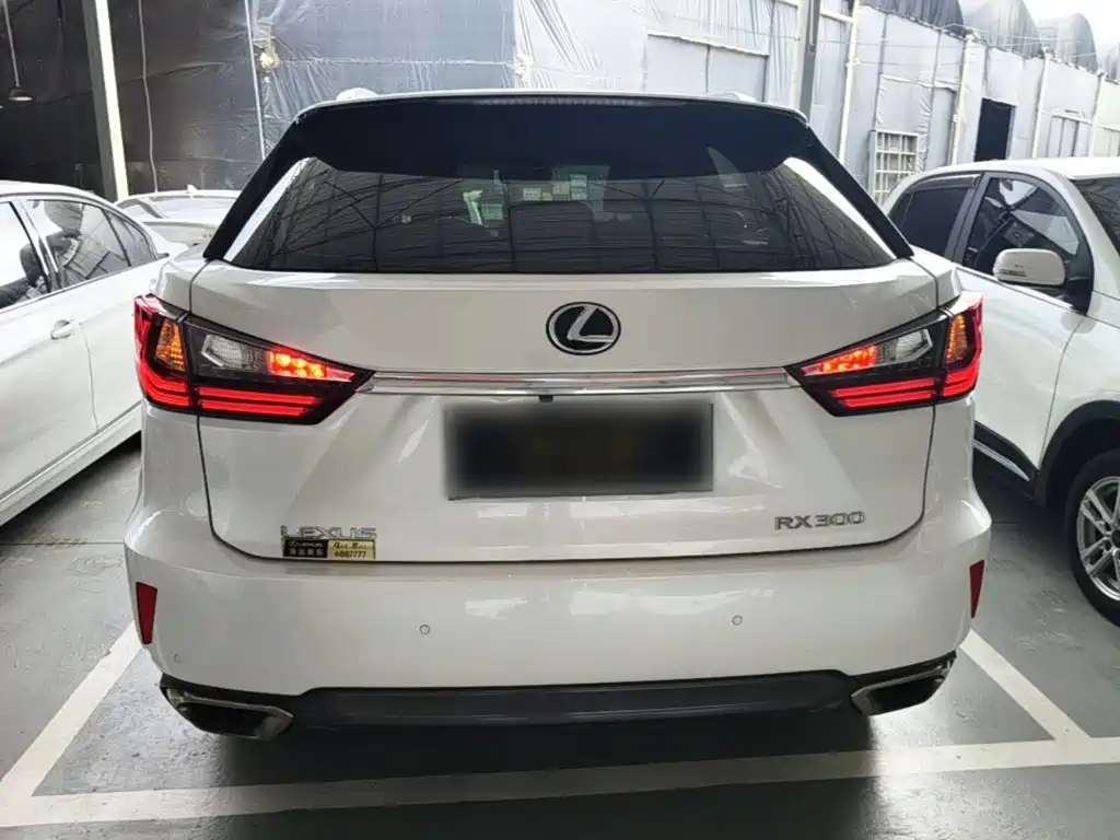 Lexus RX — миниатюра 6