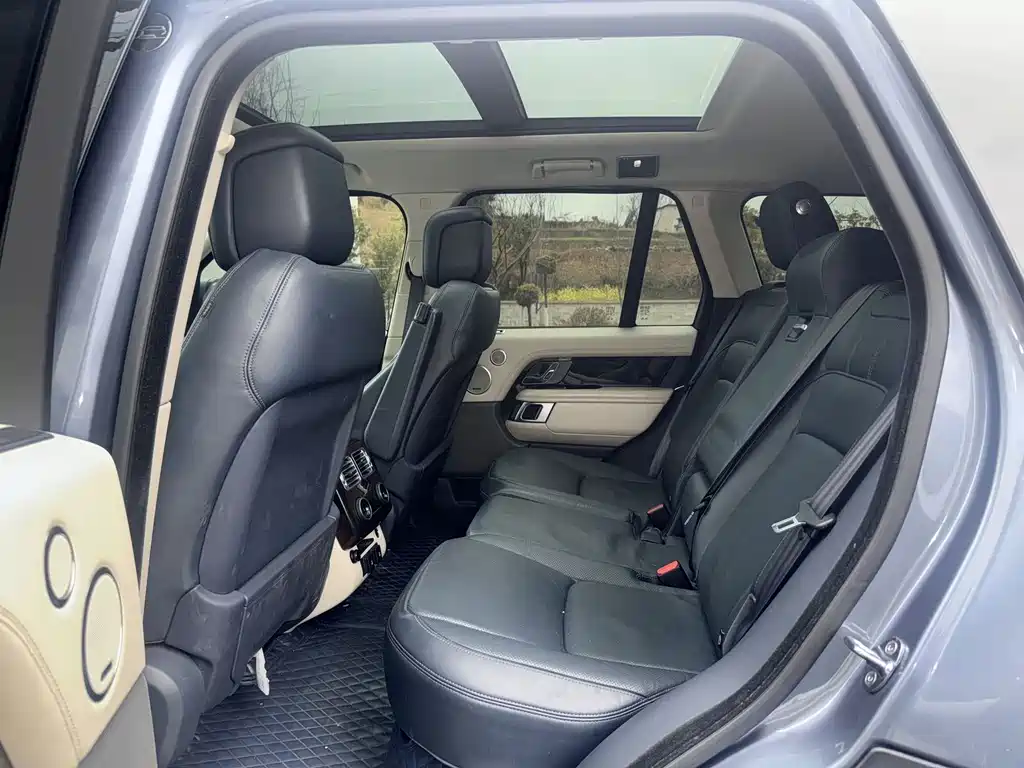 Land Rover Range Rover — миниатюра 4
