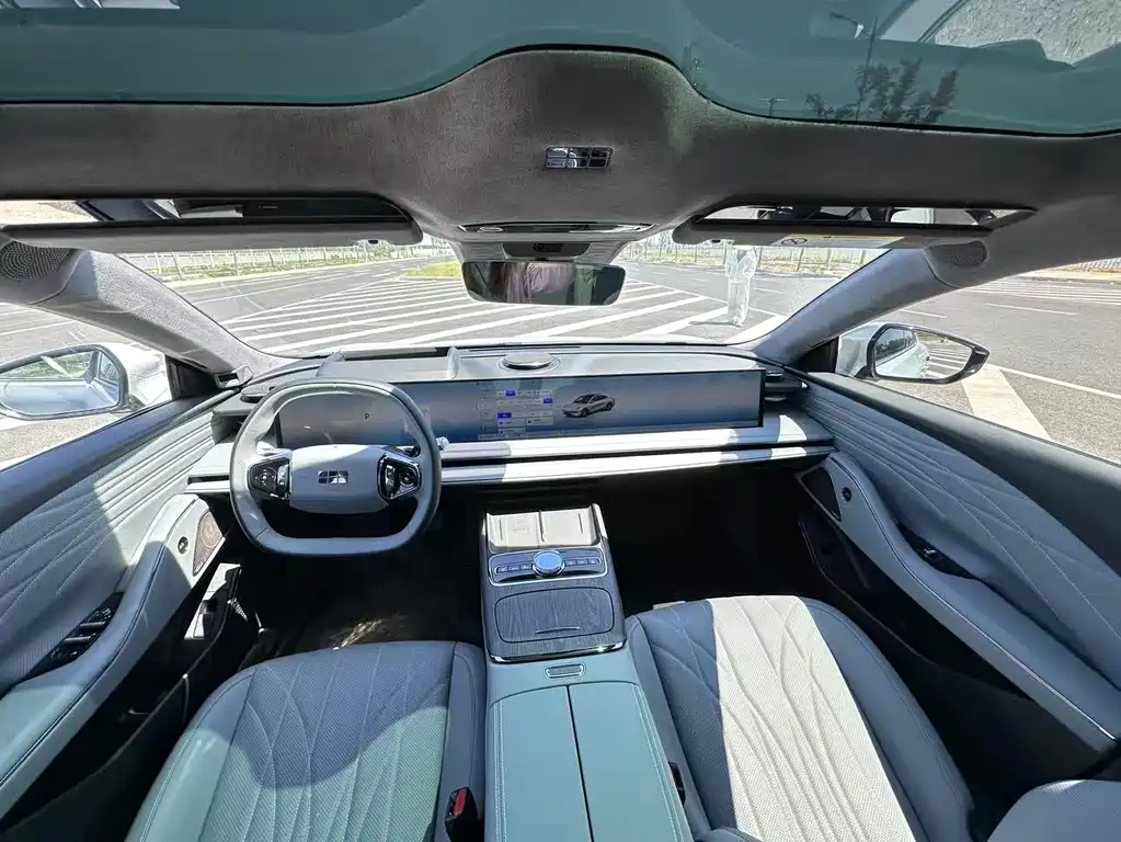 Geely Galaxy Galaxy E8 E8 2025 700km Smart Drive