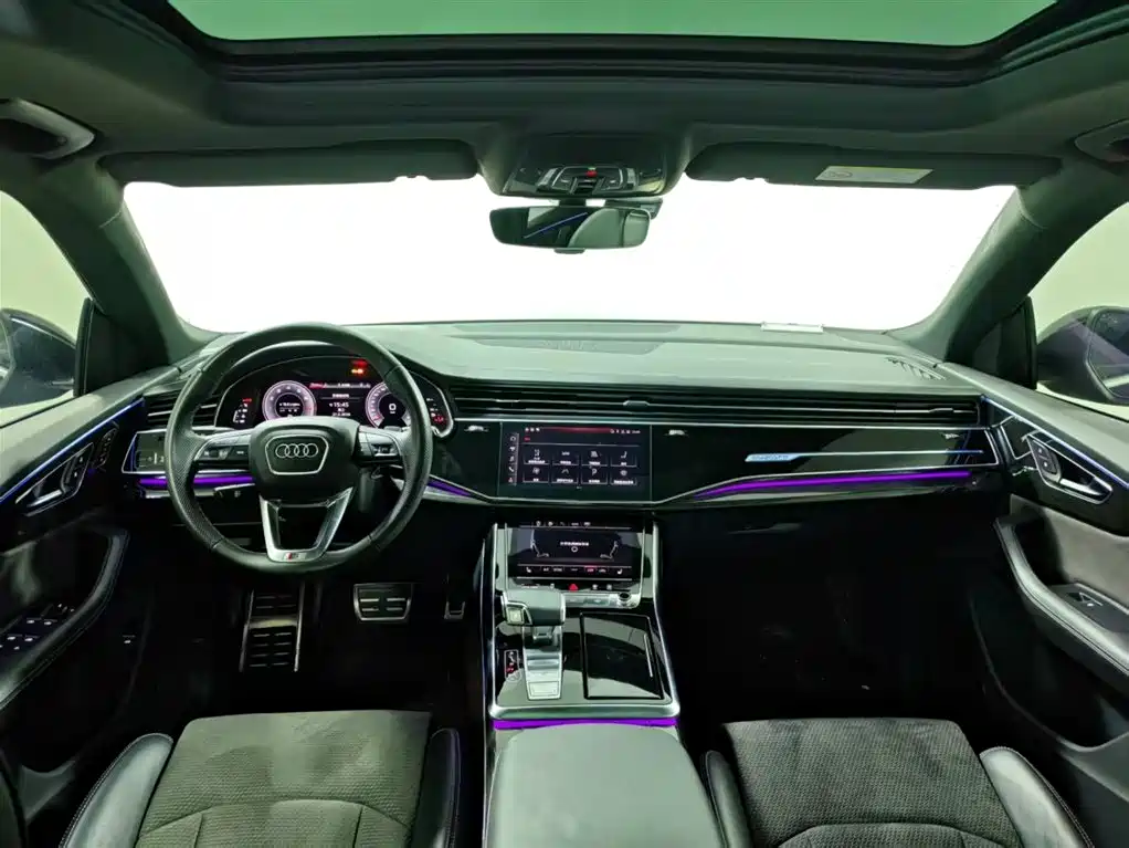 Audi Q8 2021 55 TFSI