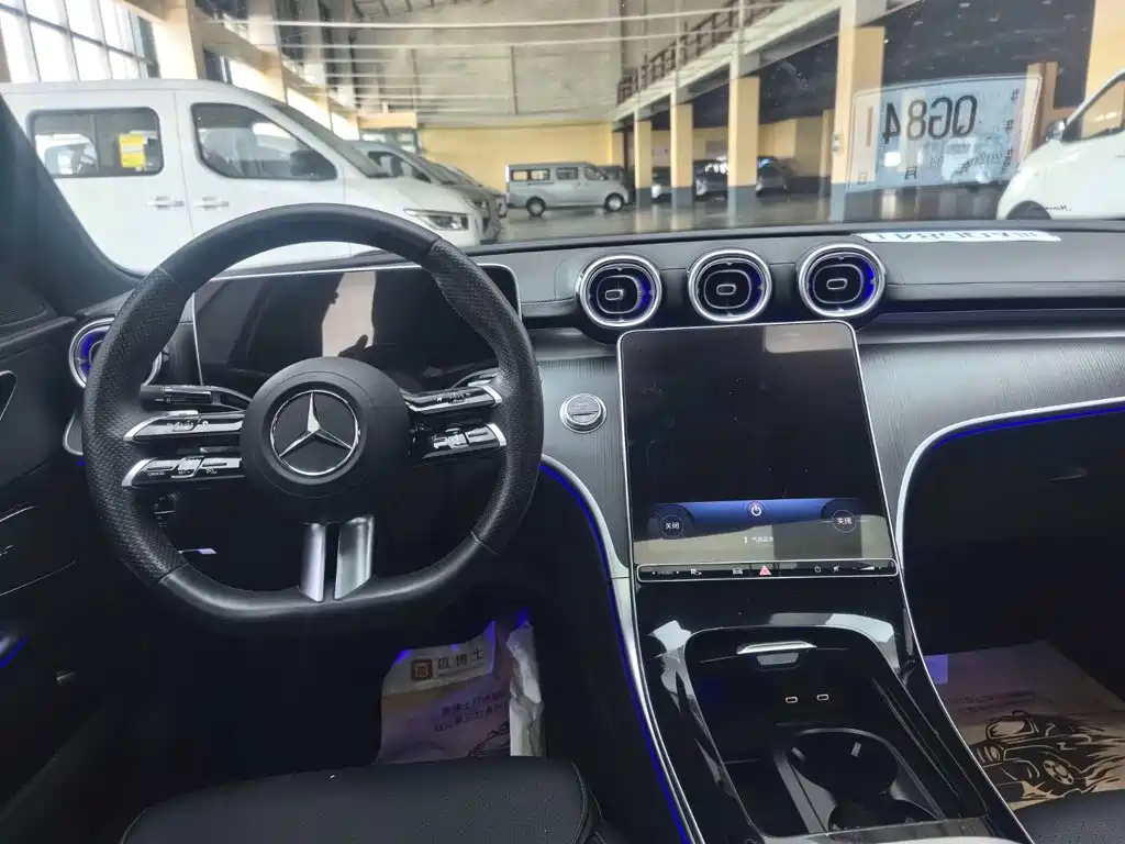 Mercedes-Benz C-Class — миниатюра 5