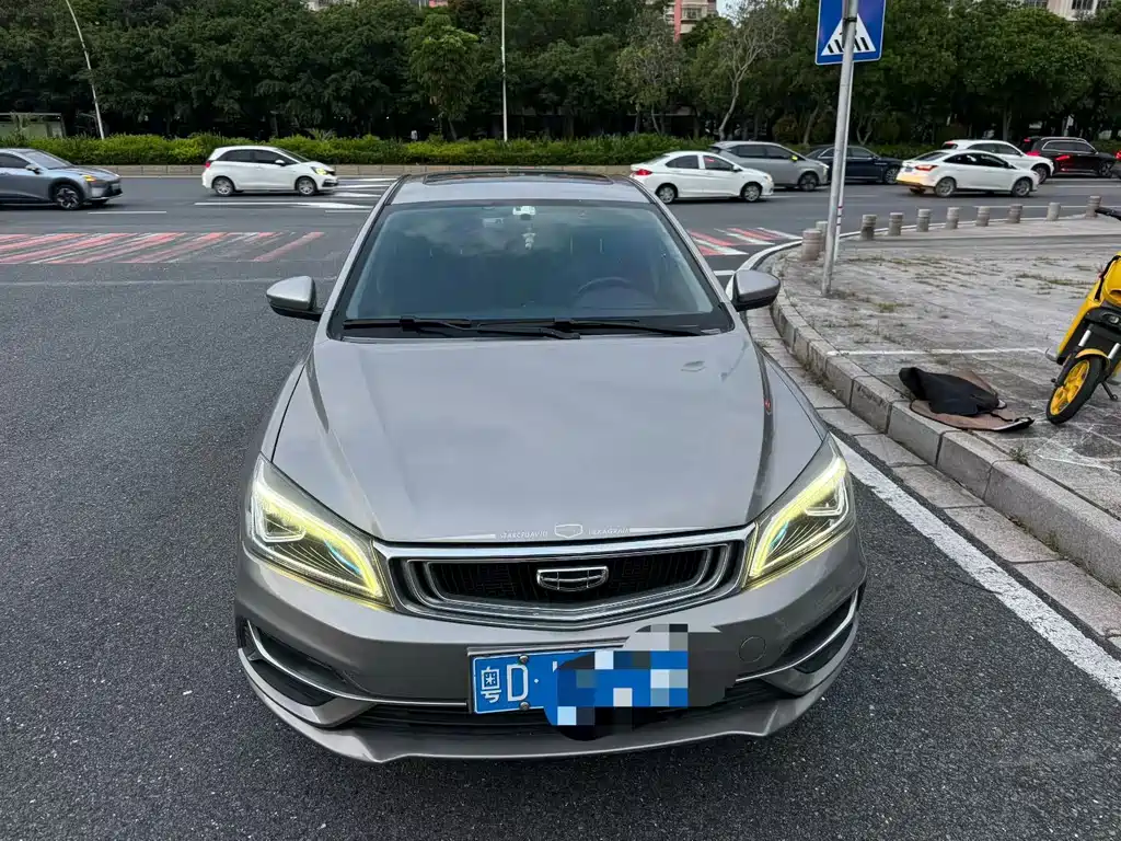 Geely Emgrand — миниатюра 2