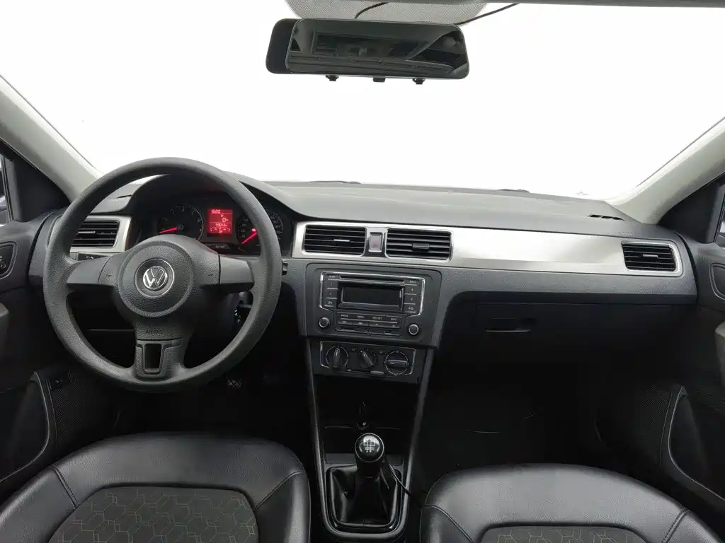 Volkswagen Santana — миниатюра 5