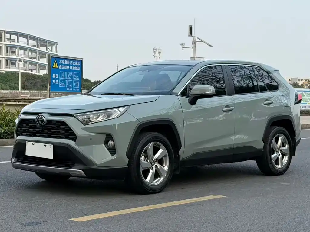 TOYOTA RAV4 RONGFANG