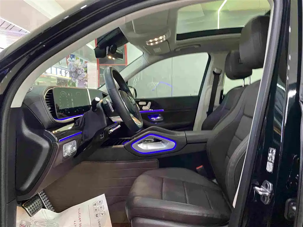 Mercedes-Benz GLS — миниатюра 6