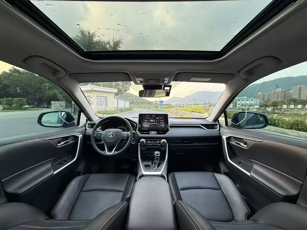 TOYOTA RAV4 RONGFANG