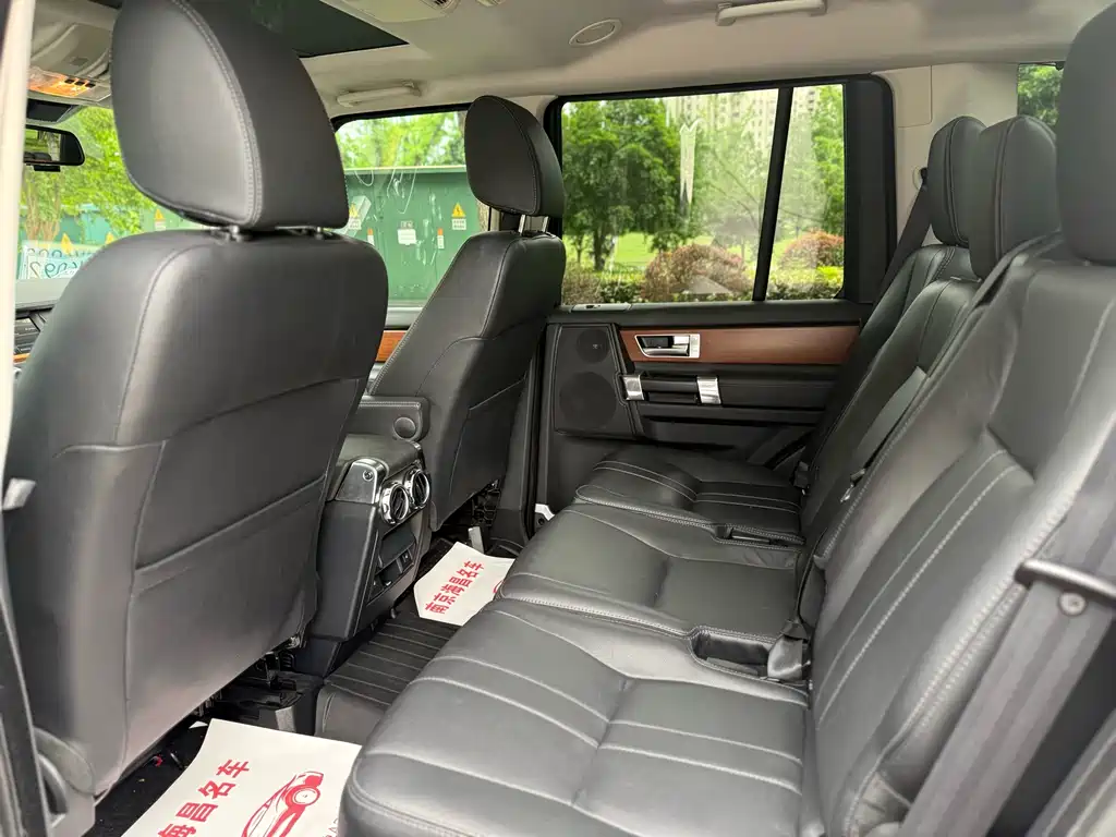 Land Rover Discovery 2016 3.0 SC V6 HSE