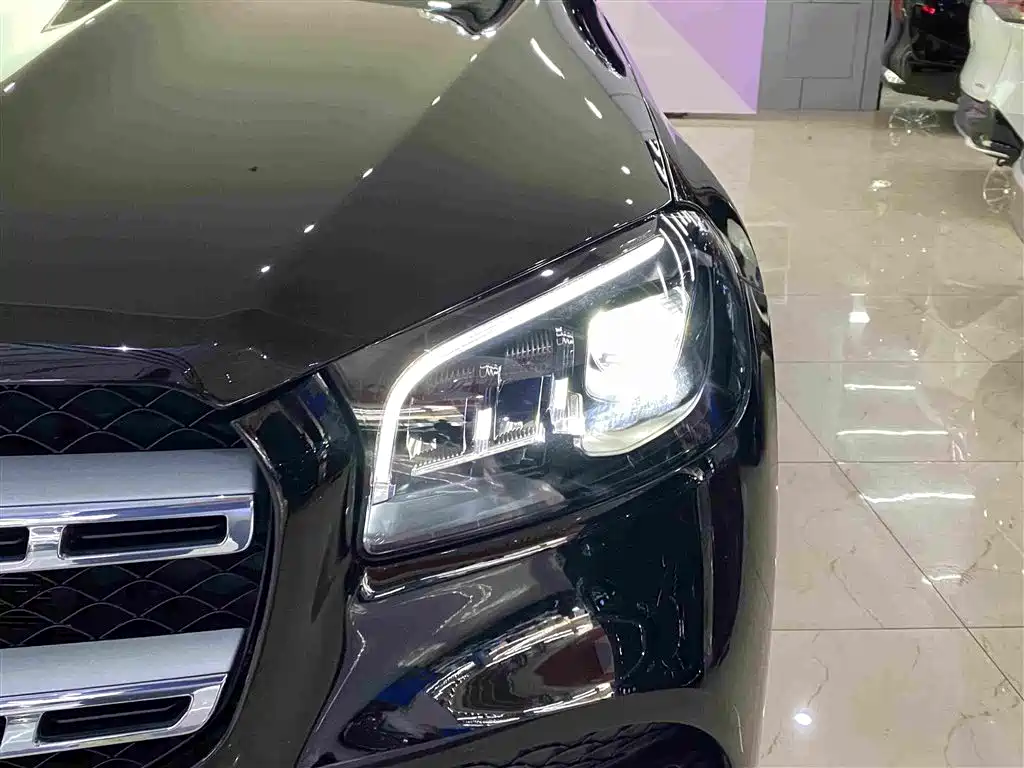 Mercedes-Benz GLS — миниатюра 4