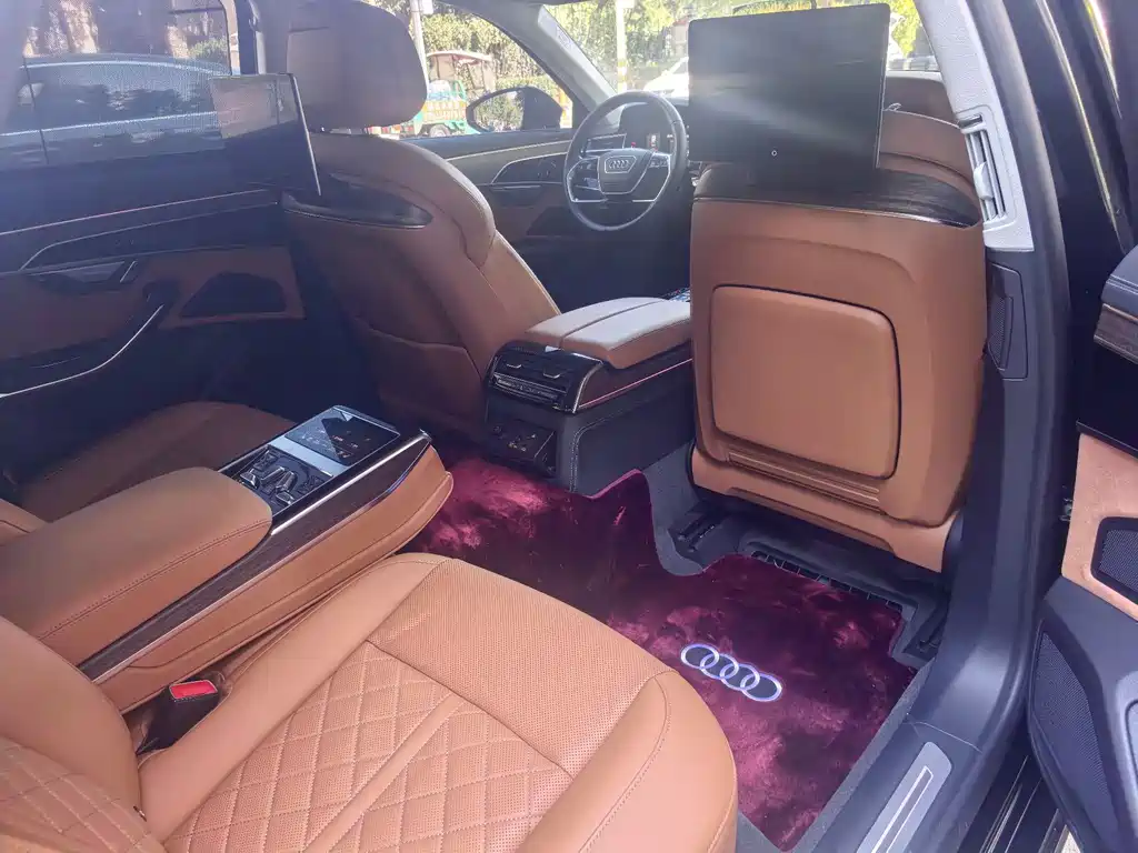 Audi A8 — миниатюра 5