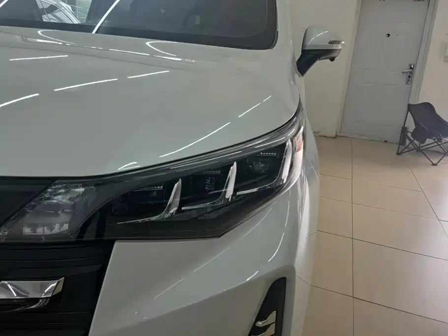 GAC Motor Trumpchi M6 — миниатюра 5