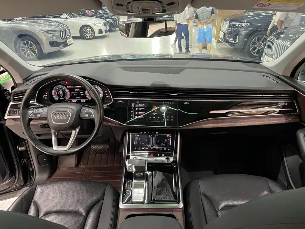 Audi Q7 — миниатюра 2