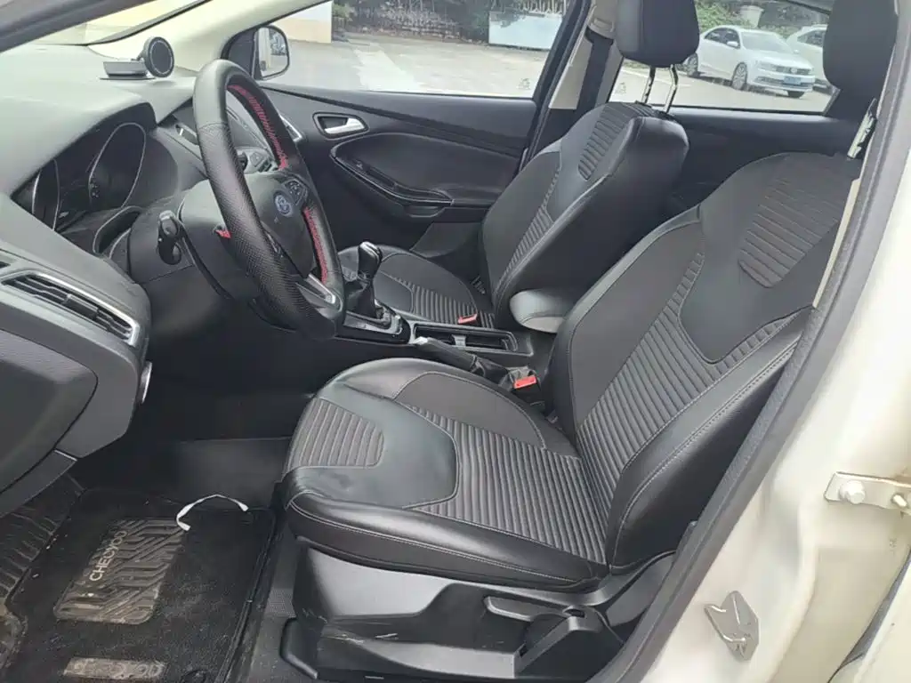 Ford Focus — миниатюра 15