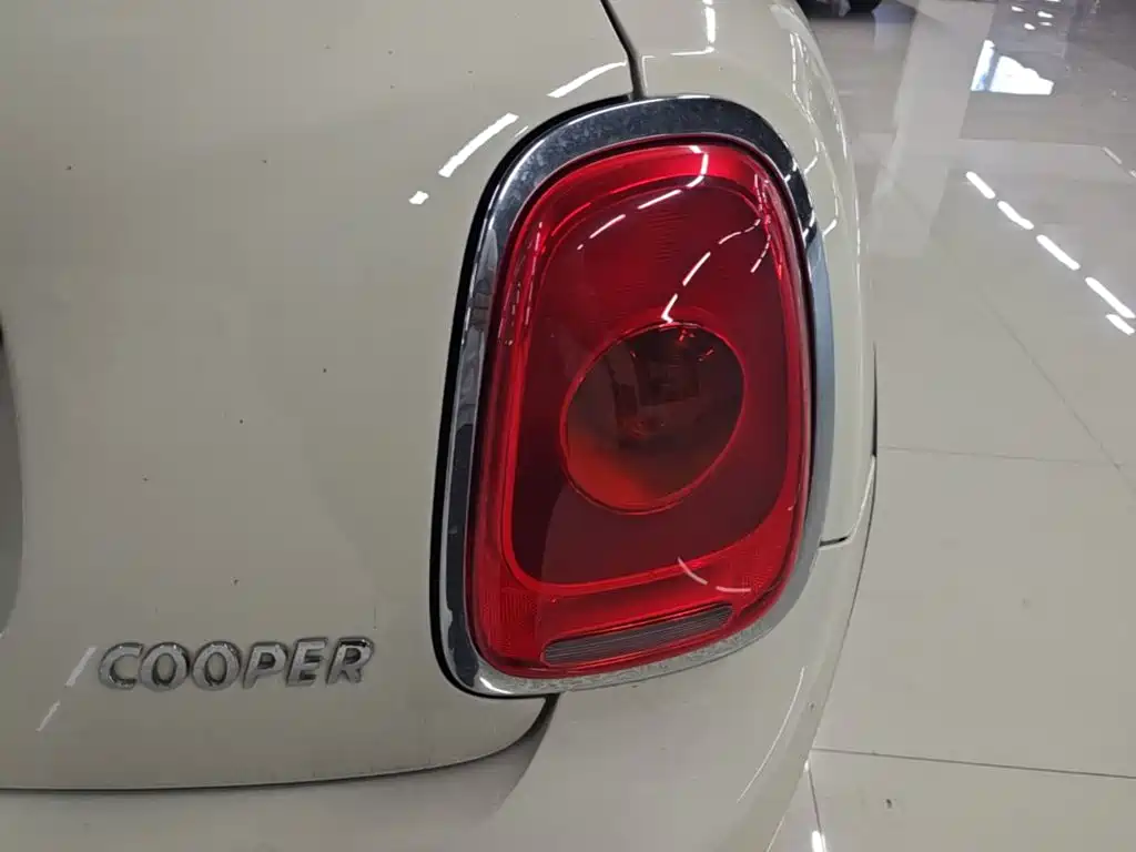 MINI Mini — миниатюра 8