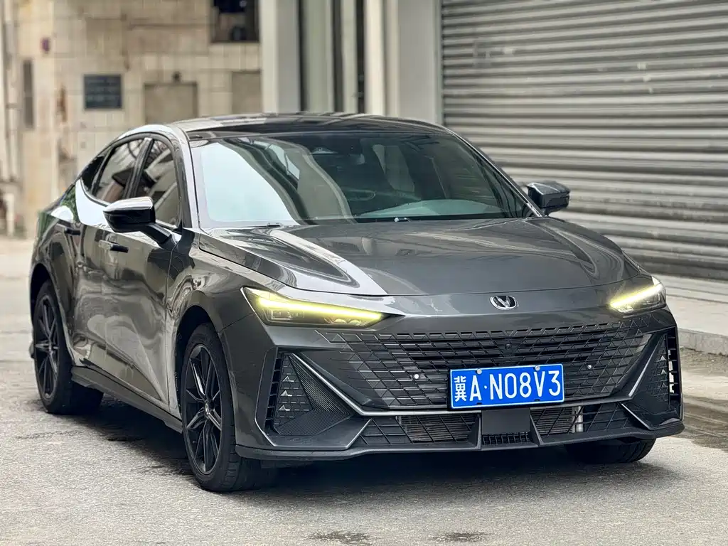 Changan UNI-V — миниатюра 3