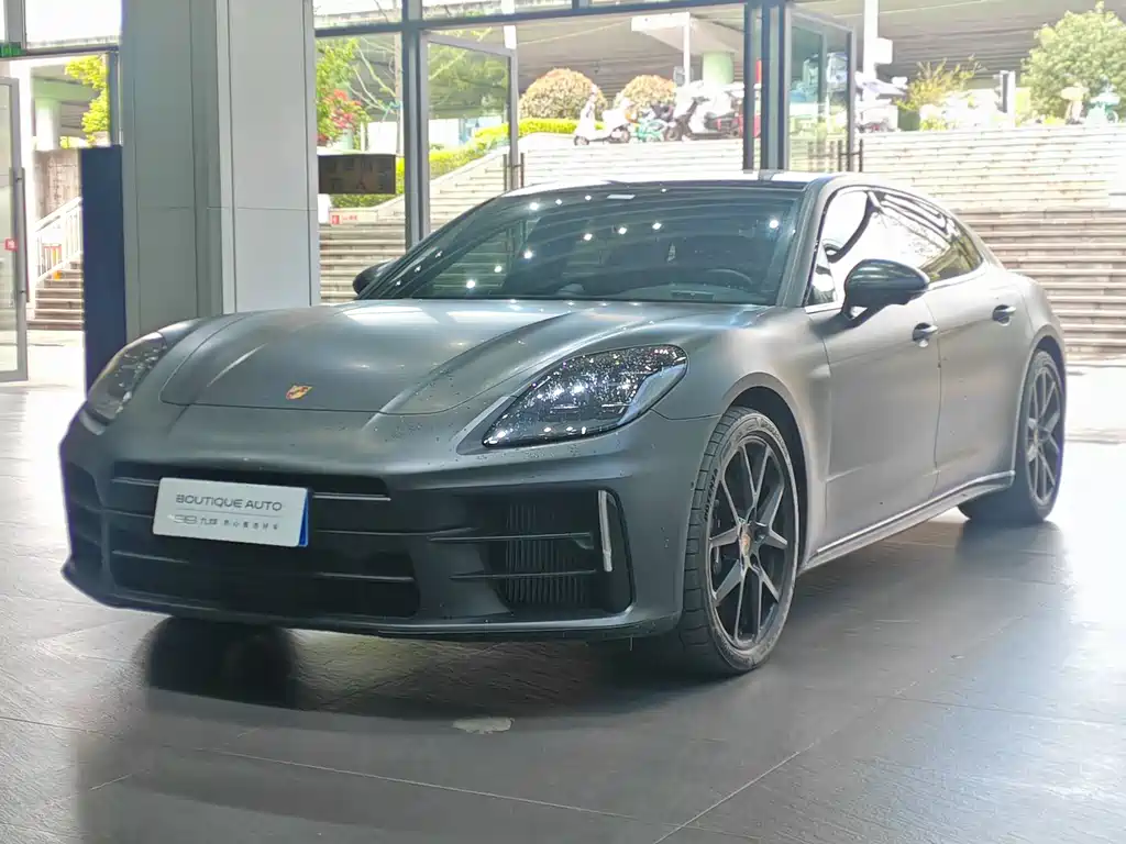 Porsche Panamera 2024