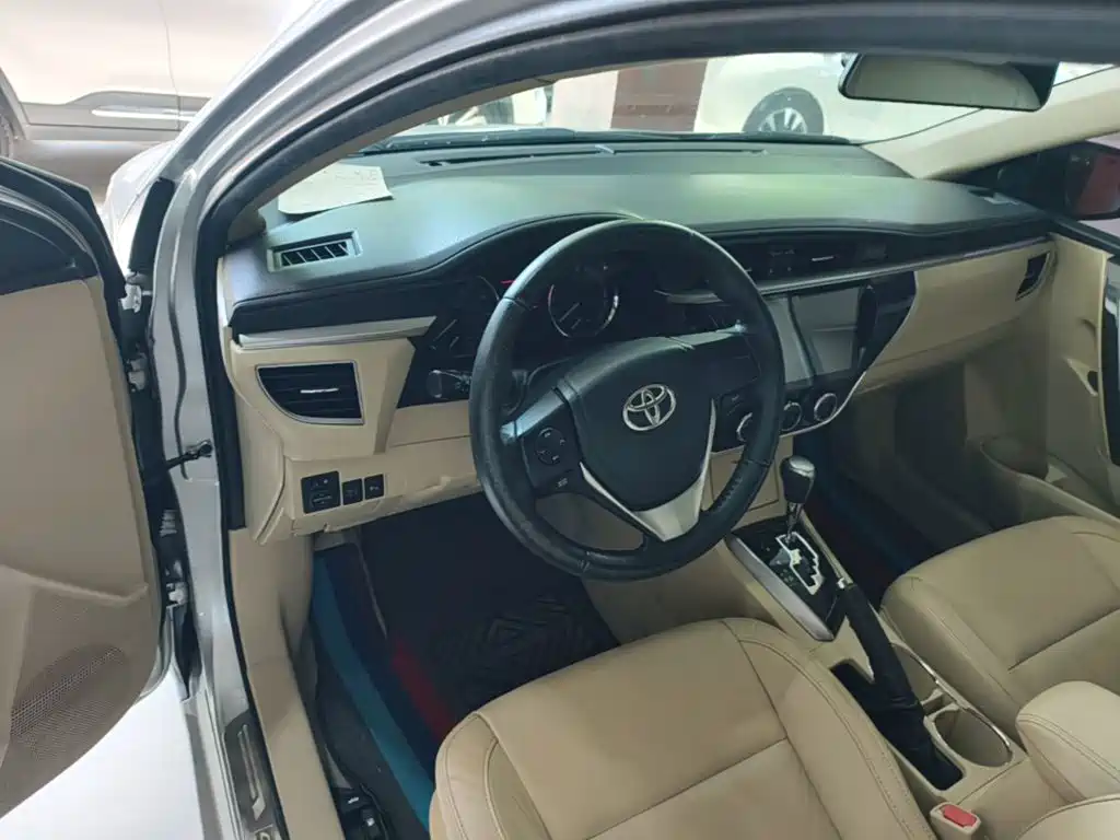 Toyota Corolla — миниатюра 10